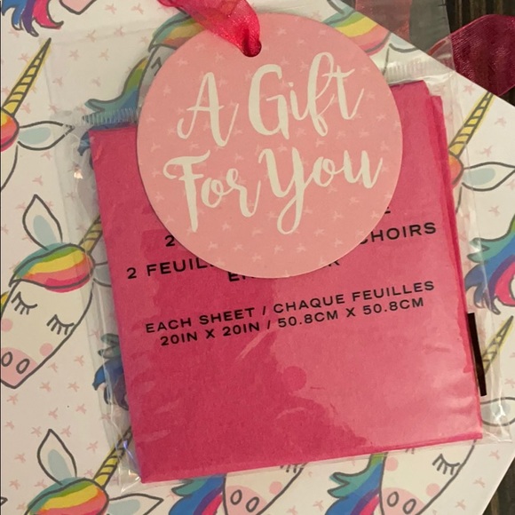 Unicorn gift bags with tissue paper - Picture 2 of 3